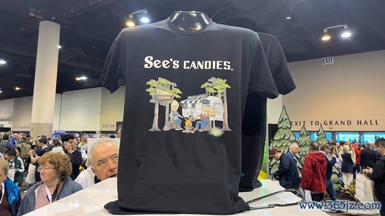 正规股票配资网址 巴菲特：近两万人参加了股东大会，人数创历史新高